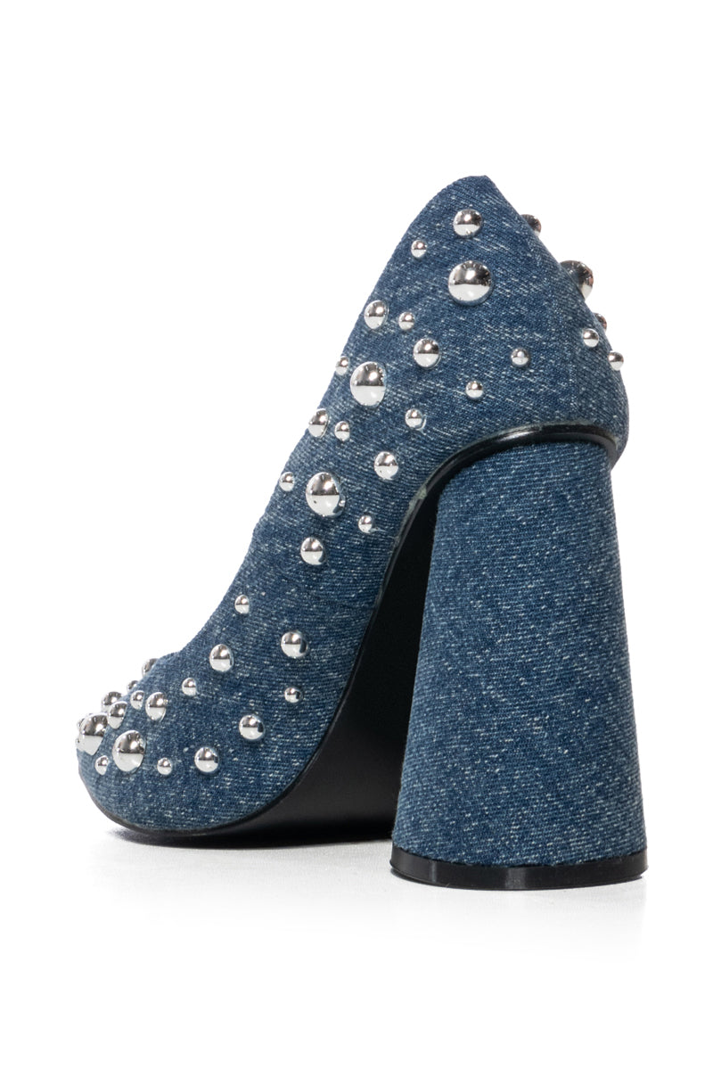 AZALEA WANG POSY DENIM EMBELLISHED PUMP