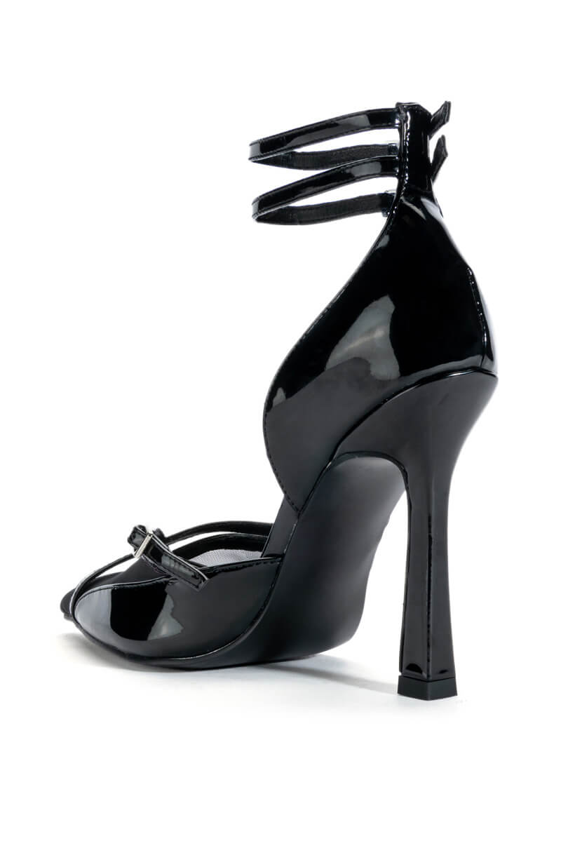 AZALEA WANG SASHA BUCKLE STRAP PUMP IN BLACK