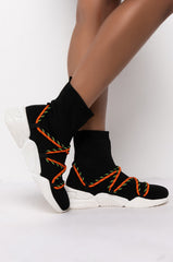 AZALEA WANG UP IN FLAMES FLATFORM SNEAKER IN BLACK MULTI