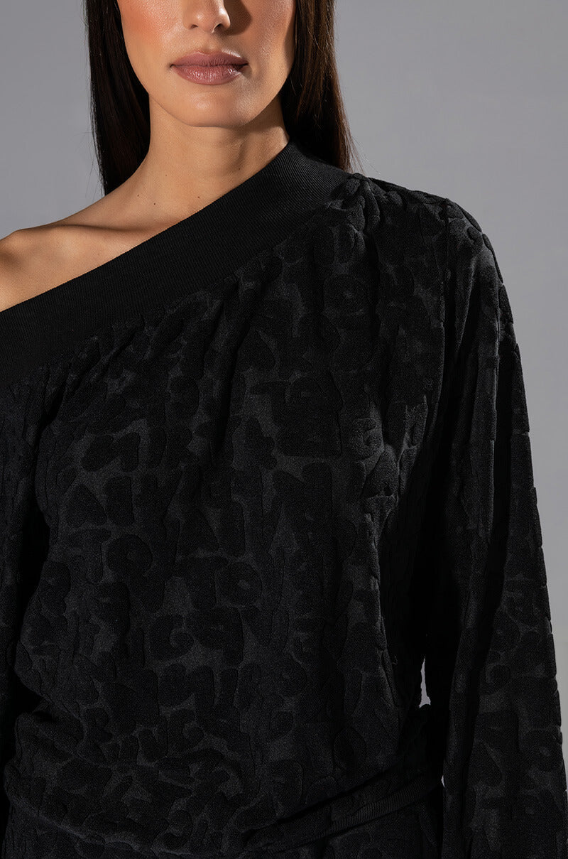 BE HERE TEXTURED PULLOVER SWEATSHIRT