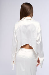 BELLISSIMA SATIN FINISH COLLARED BLOUSE IN WHITE