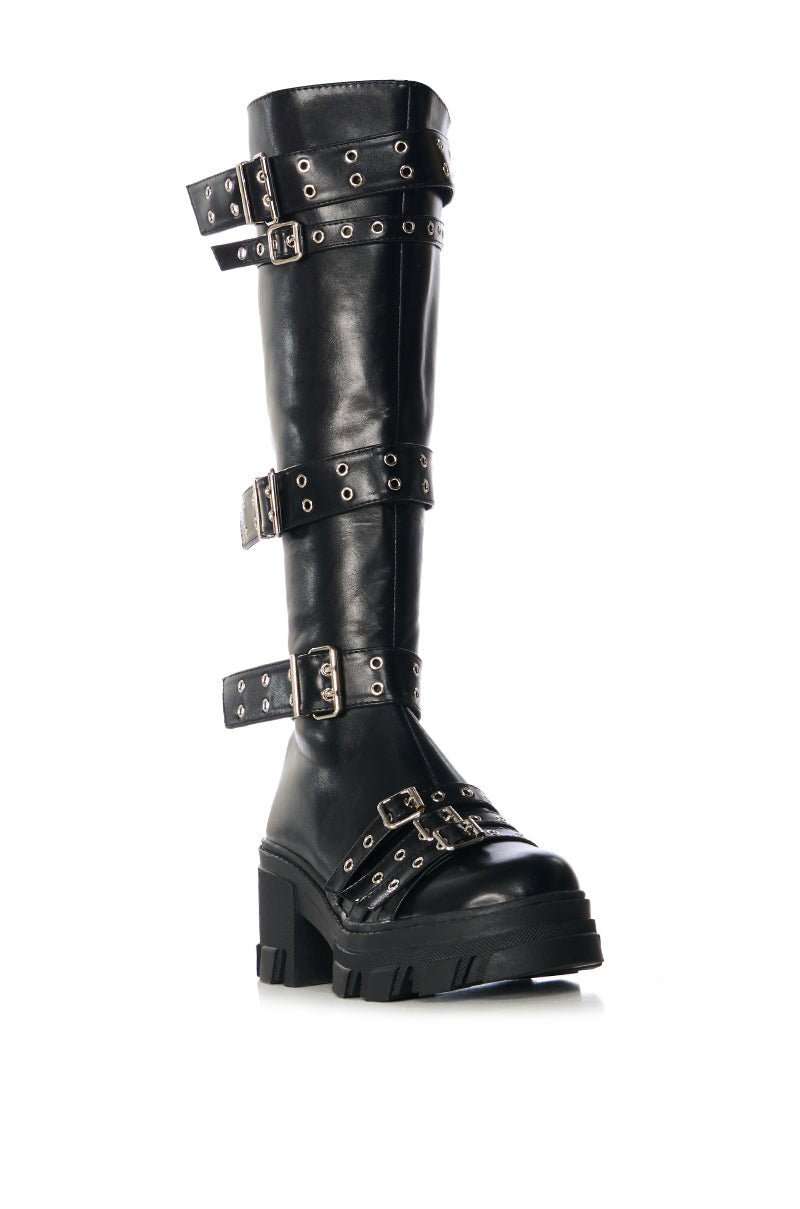 BLADE BLACK BUCKLE DETAIL BOOT