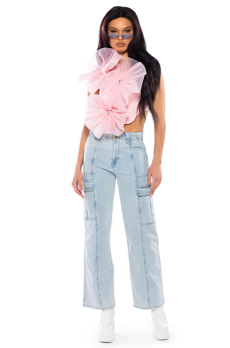 BLOSSOM TEXTURED FLOWER CROP TOP