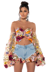 BOTANICAL BEAUTY CROPPED SHEER SLEEVE TOP