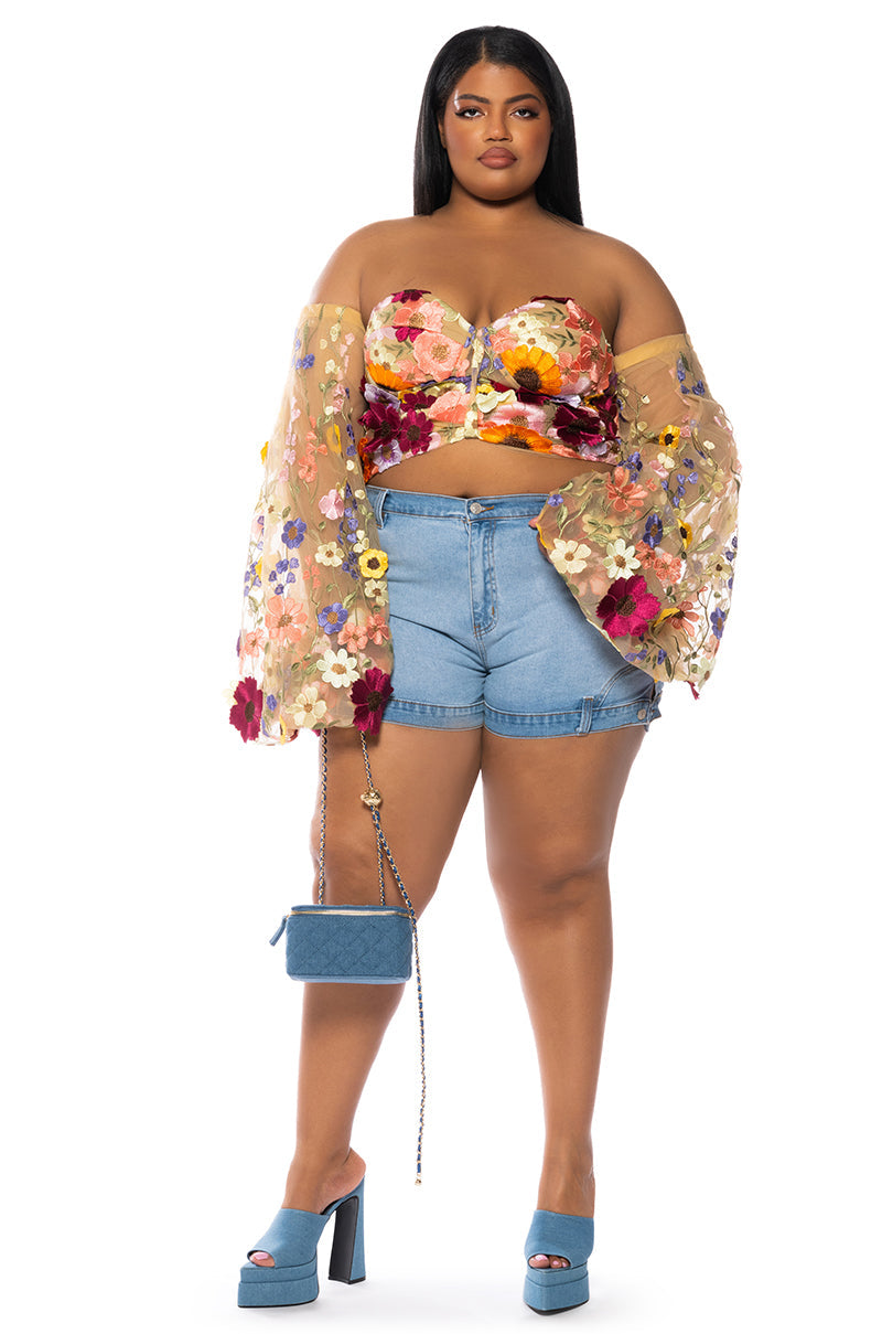 BOTANICAL BEAUTY CROPPED SHEER SLEEVE TOP