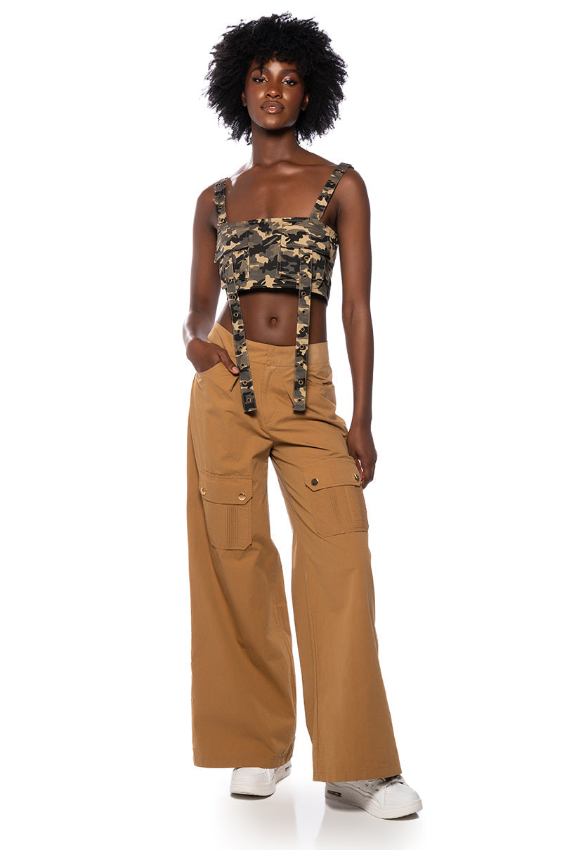 CARGO CHIC WIDE LEG PANTS
