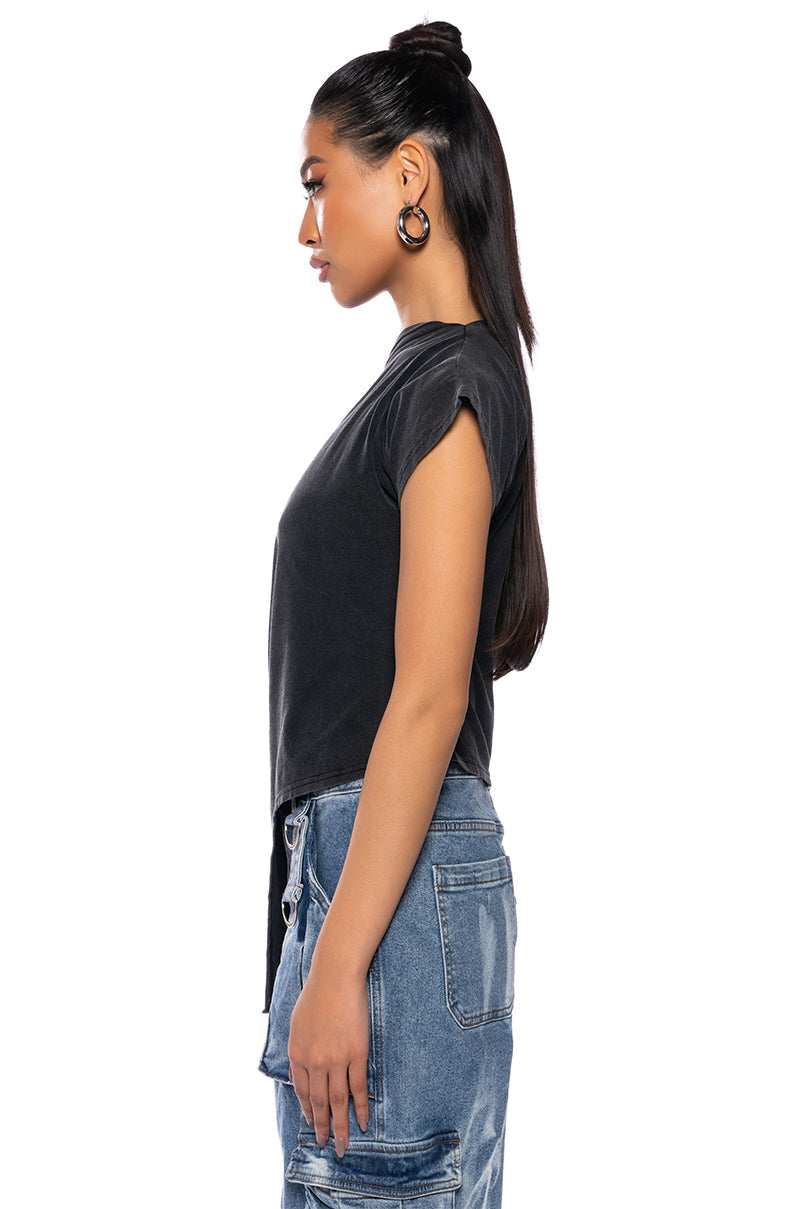 CATIE BOAT NECK ASYMMETRICAL TSHIRT