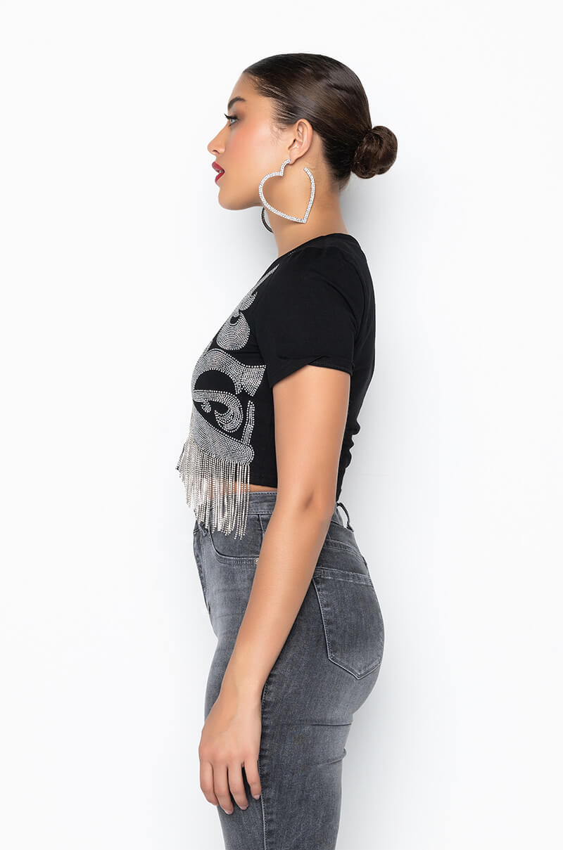 CAUGHT UP IN THE RHYTHM EMBELLISHED TEE