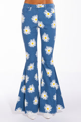 COMING UP DAISIES PRINTED FLARED JEAN