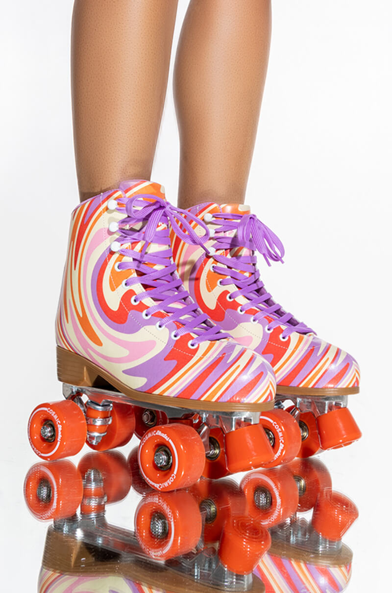 COSMIC SKATES SWIRL PRINT ROLLER SKATES