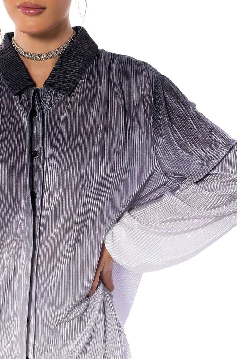 DAY TO NIGHT PLEATED SATIN BUTTON DOWN