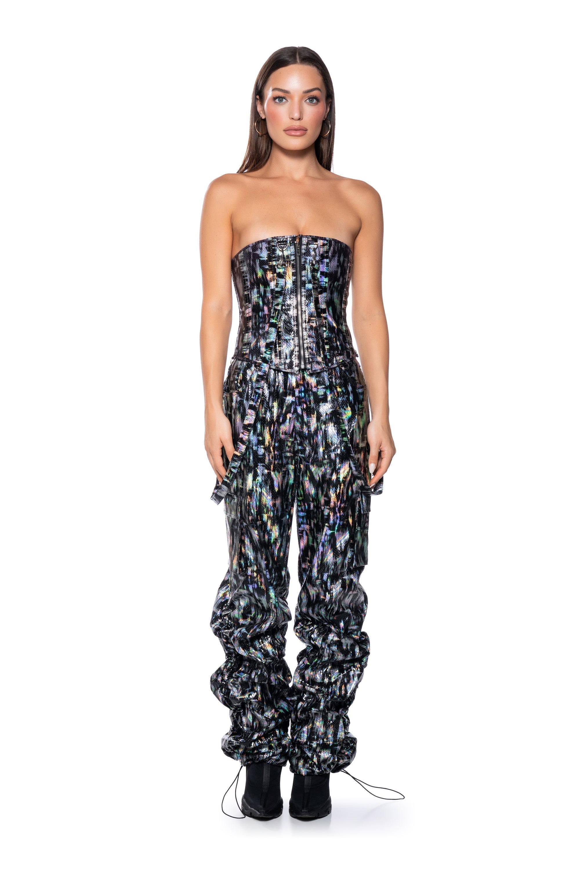 ENVISION ME RUCHED CARGO PANT