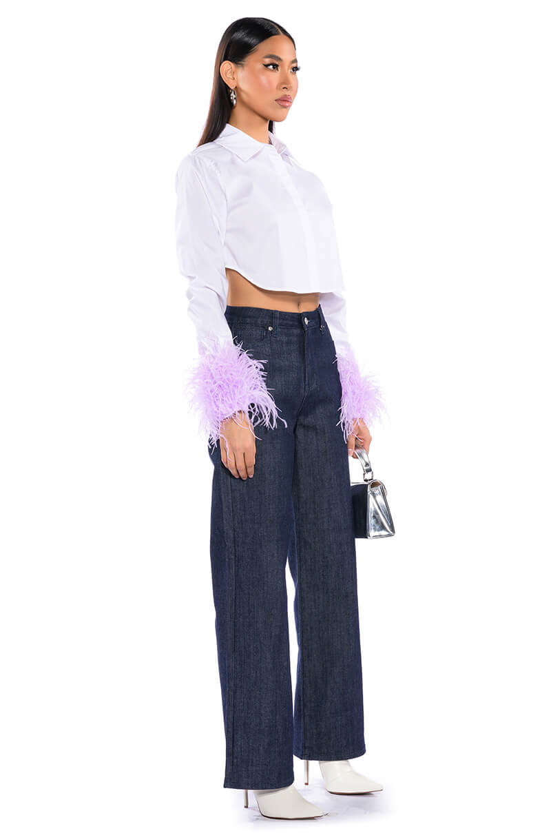 FEATHERS ON MY MIND CROPPED POPLIN SHIRT WITH FEATHERS