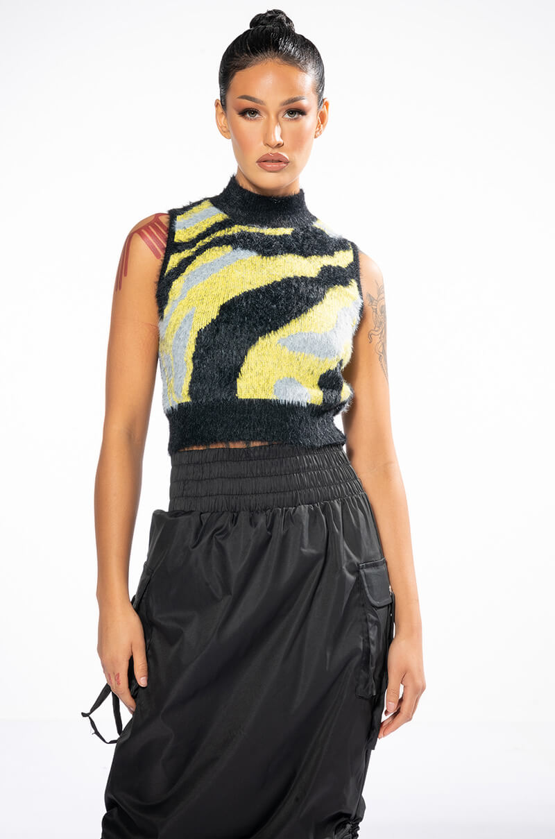 FEELING DANGEROUS SLEEVELESS CROPPED MOCK NECK SWEATER