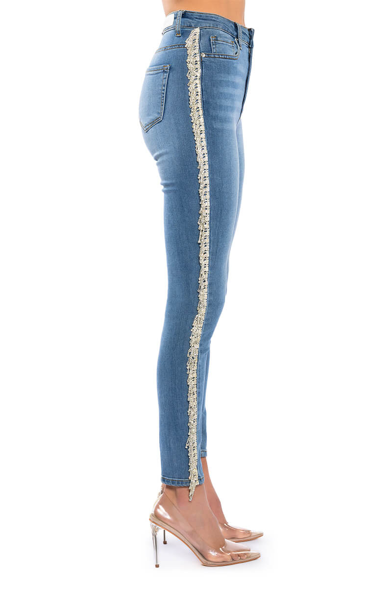 FELLING LIKE A STAR HIGH RISE RHINESTONE SKINNY JEANS