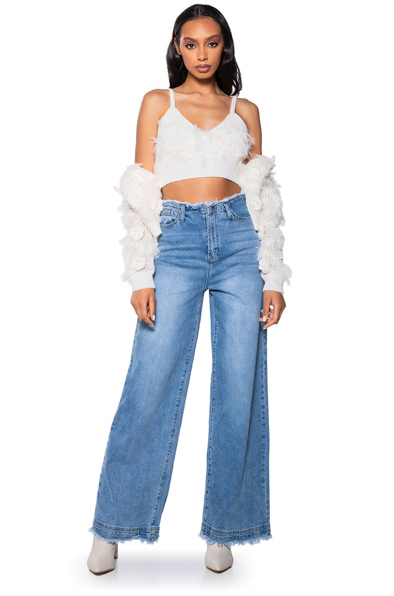 FLORAL DETAIL CARDIGAN AND BRALETTE SET IN WHITE
