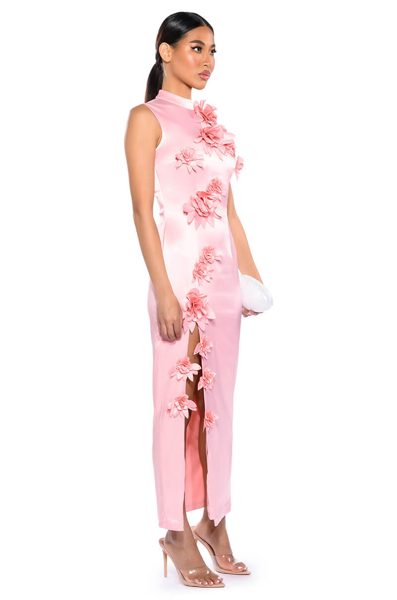 GENEVIEVE FLORAL MAXI DRESS WITH SLIT