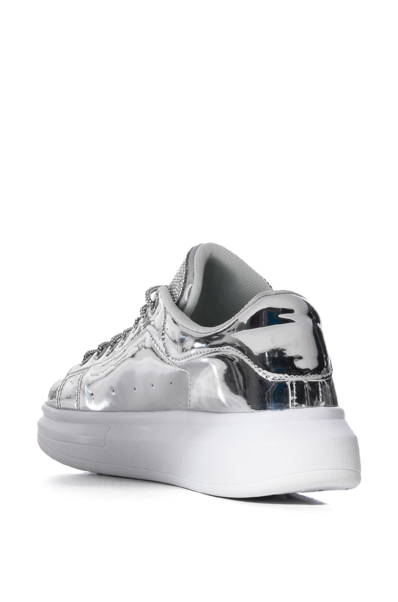 GLEAM TEAM METALLIC SNEAKER IN SILVER