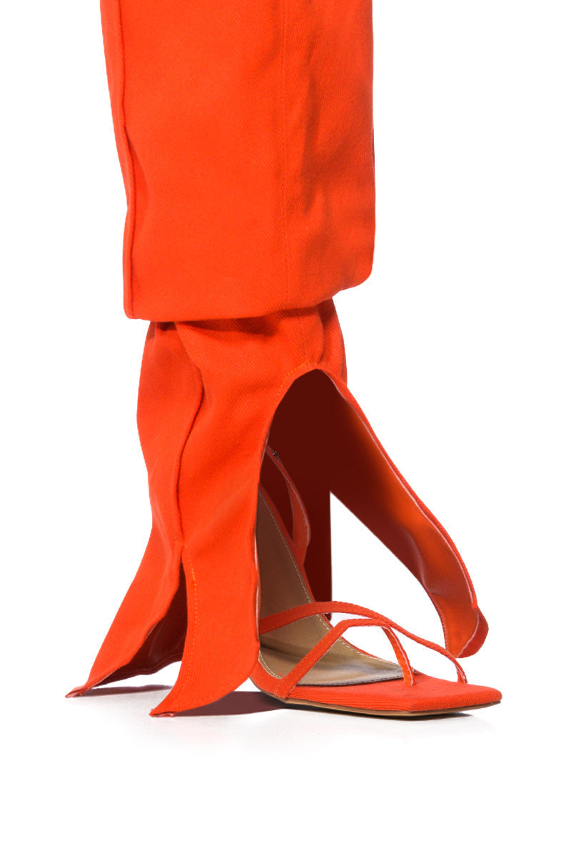 HOE DOWN TWO PIECE SANDAL IN ORANGE