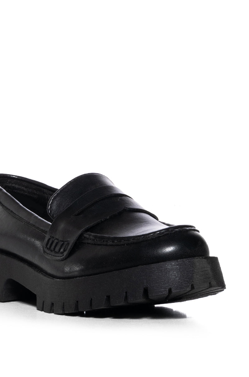 HUTCH BASIC LOAFER IN BLACK
