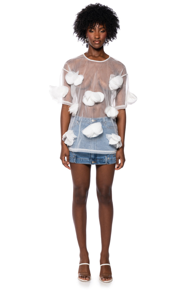 IN BLOOM FLORAL APPLIQUE MESH T SHIRT