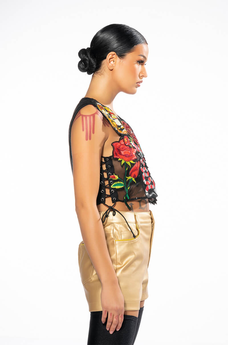 INKED SLEEVELESS SEQUIN APPLIQUE CROP TOP