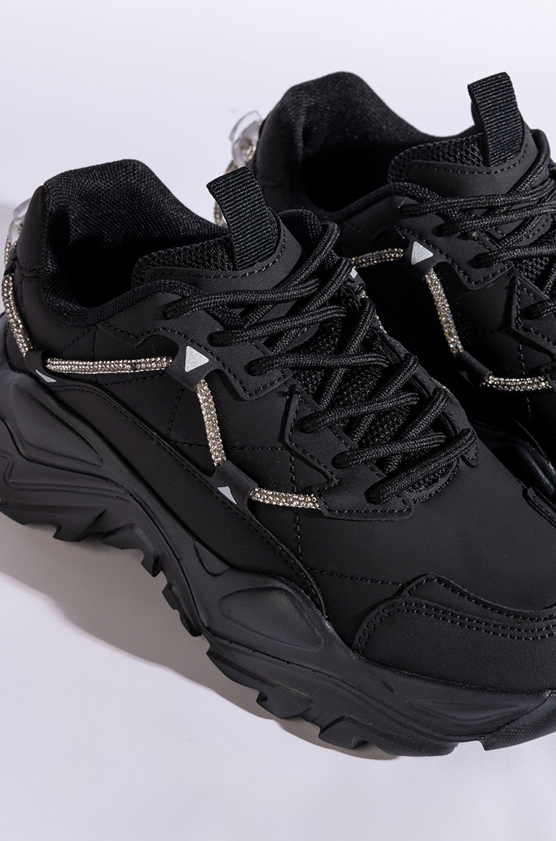 LOOK BACK AT IT FLATFORM SNEAKER IN BLACK