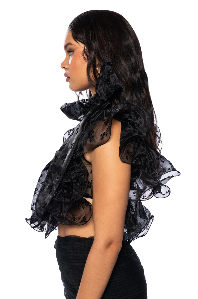 FLOUNCY RUFFLED TOP