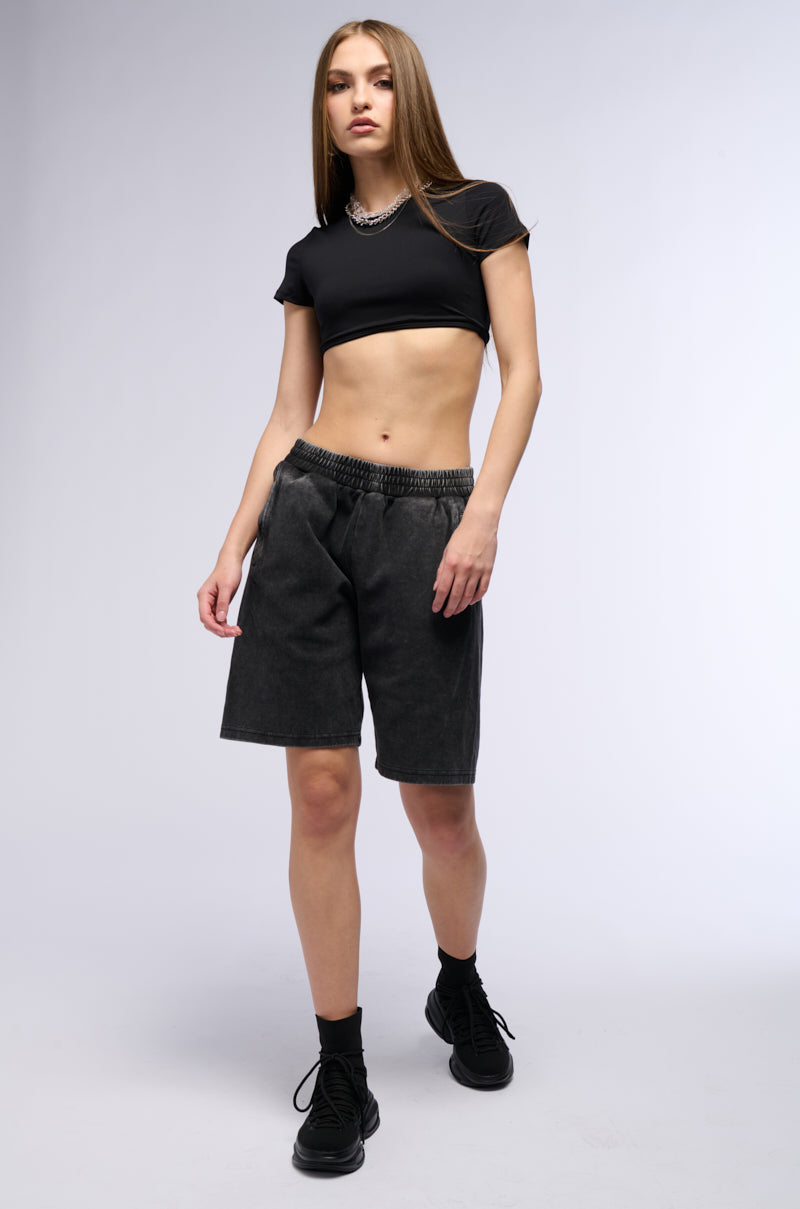 MONTANA MINERAL WASH SWEATSHORT