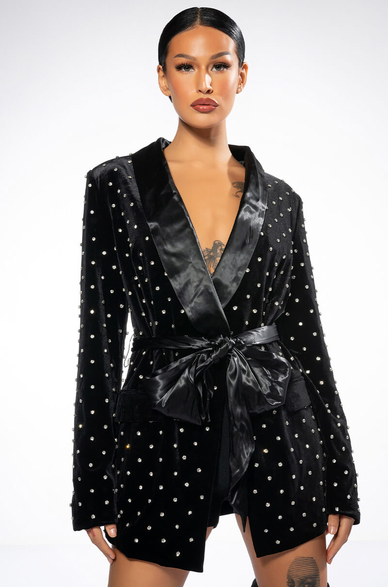 NYE VELVET BLAZER WITH SATIN LAPEL AND GEMS