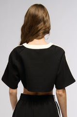 ON POINT BUTTON DOWN CROP TOP IN BLACK
