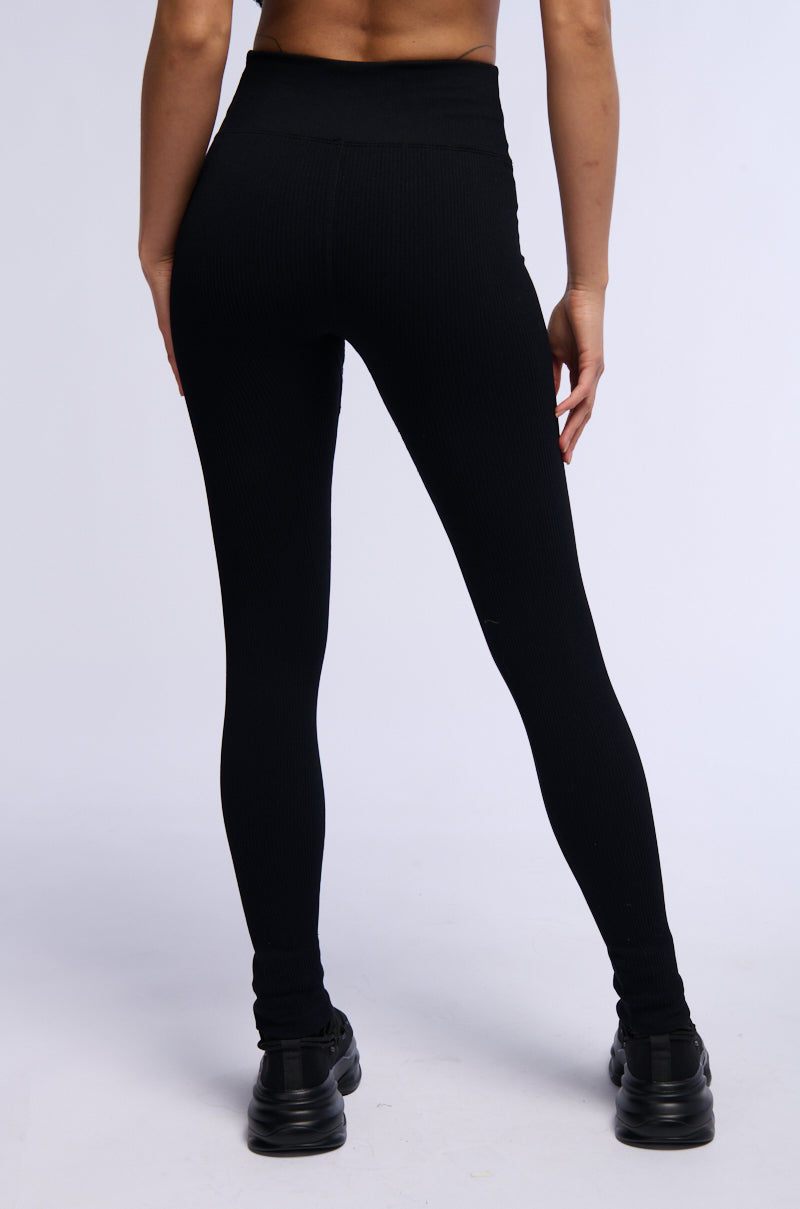 PAXTON RIBBED CROSS FRONT LEGGING IN BLACK