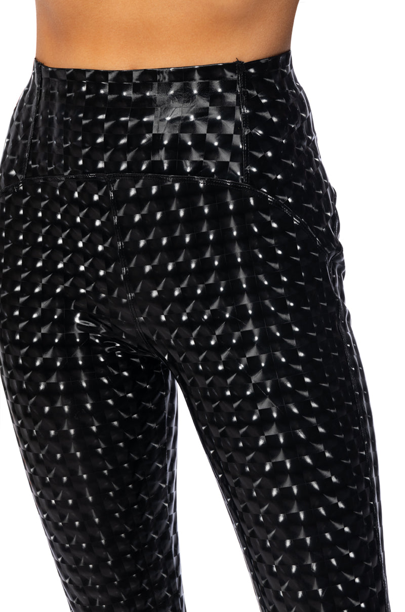 RIO CHECKER PRINT HIGH RISE LEGGING WITH 4 WAY STRETCH
